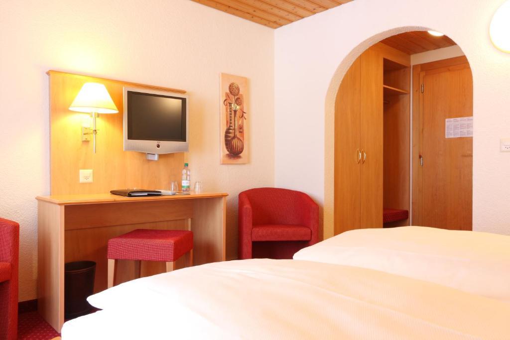 Bernerhof Swiss Quality Hotel Kandersteg Rom bilde