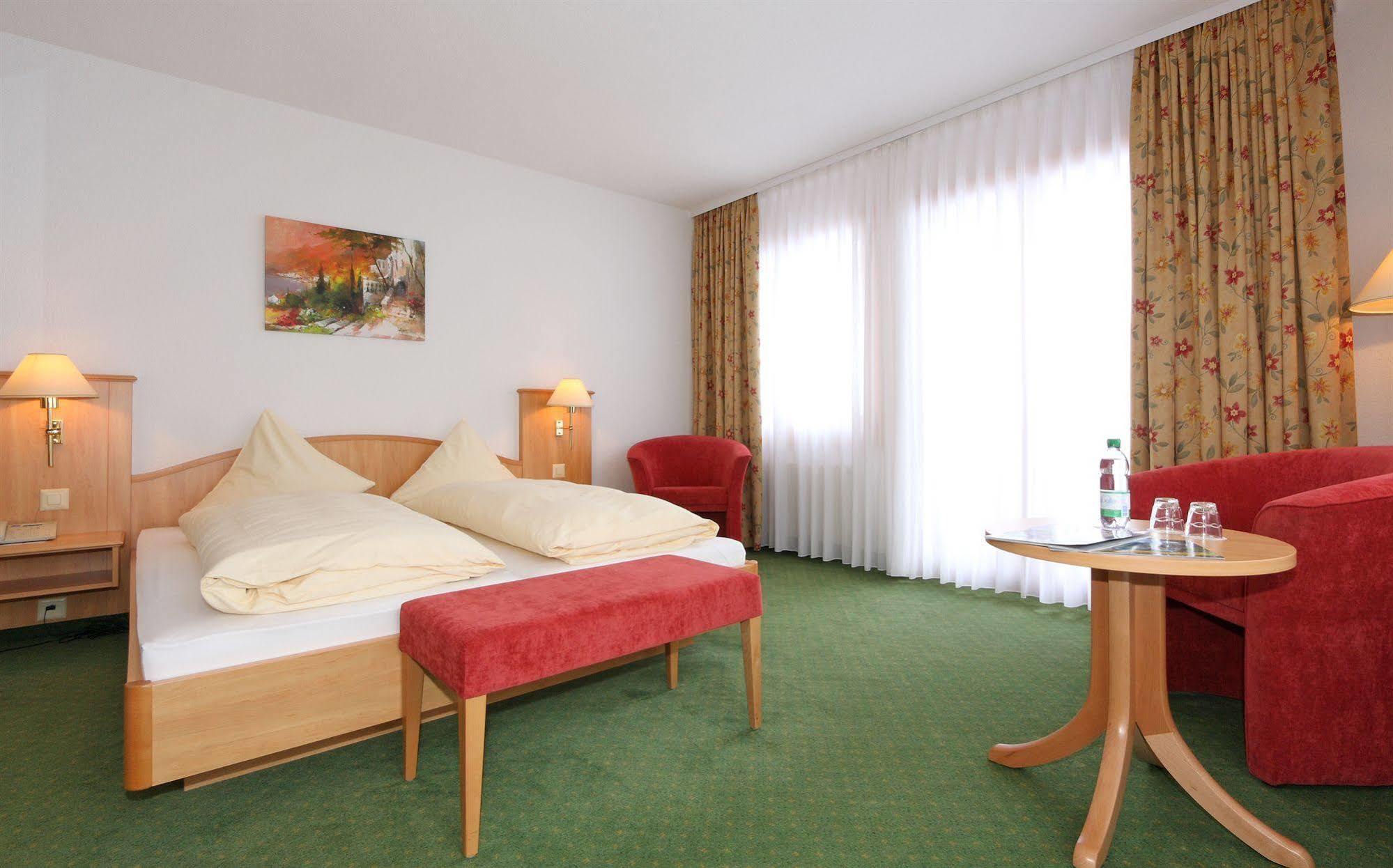 Bernerhof Swiss Quality Hotel Kandersteg Rom bilde