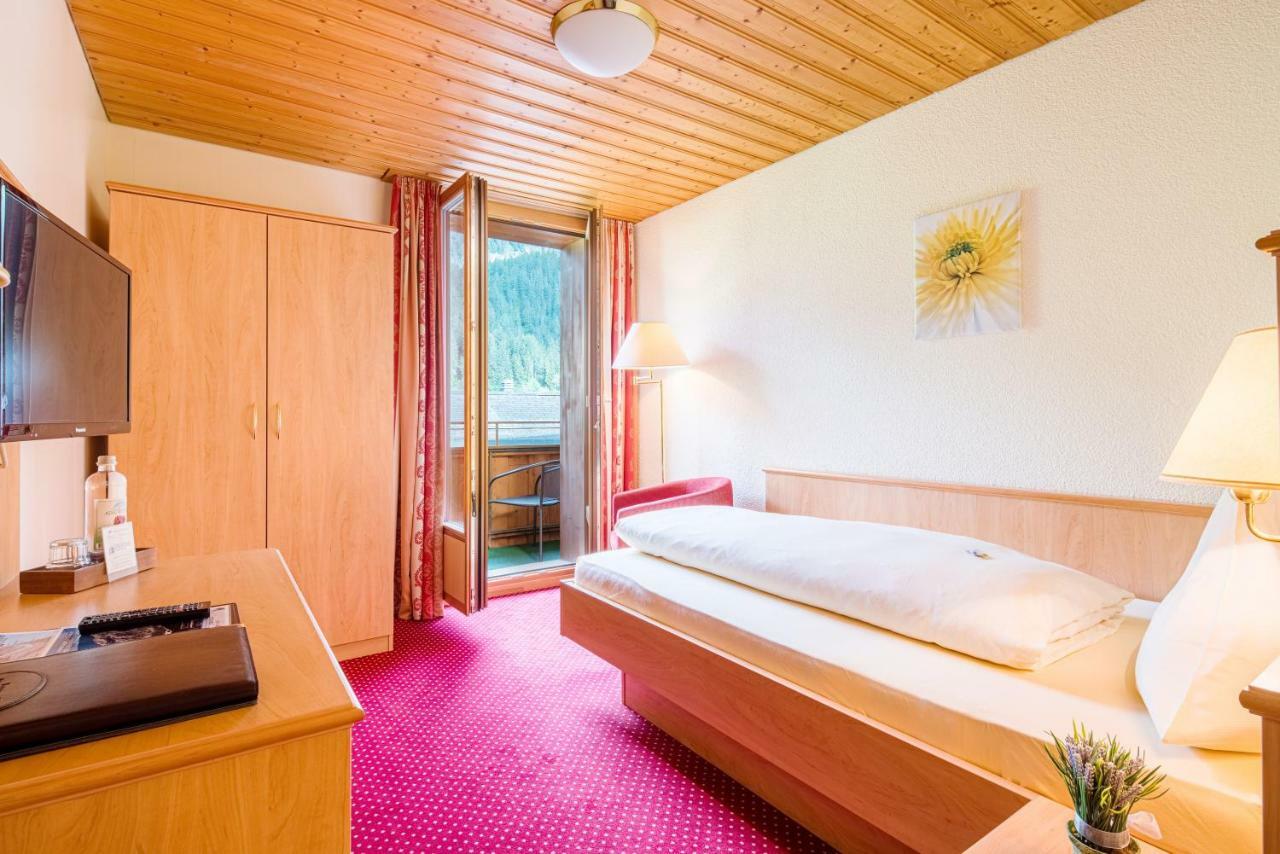 Bernerhof Swiss Quality Hotel Kandersteg Eksteriør bilde